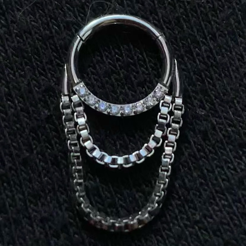 Elegant Silver Chain septum ring FREE with any item of 10$ or + (DM)